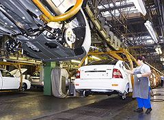 Автопром похудеет вдвое