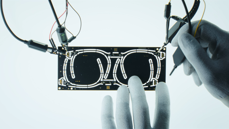 Созданы «первые в мире» очки с автофокусом для плавной регулировки зрения вблизи и вдаль