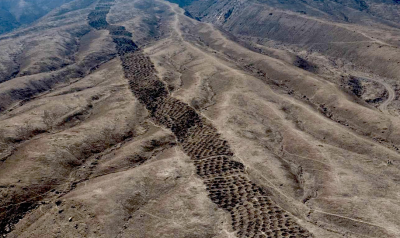 Древняя бухгалтерия инков оставила 5200 загадочных ям в горах Перу
