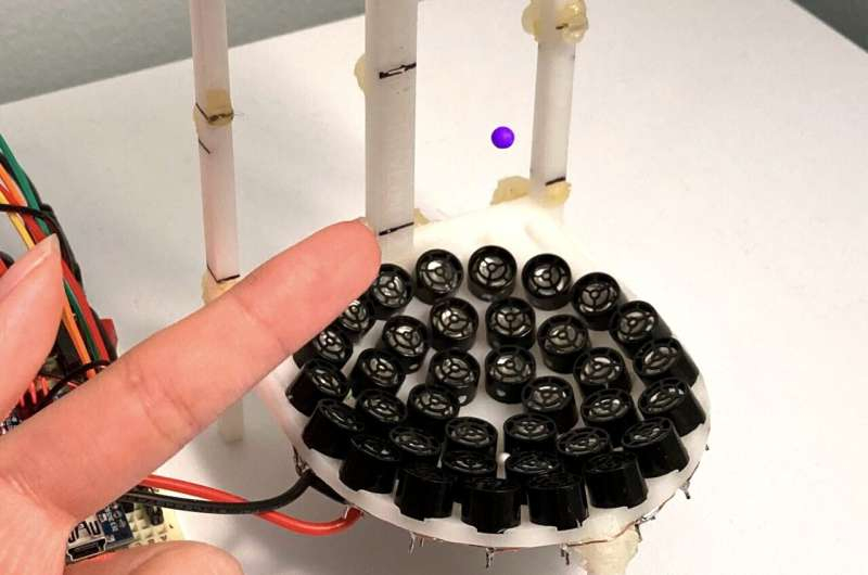 Летающие кристаллы времени: физики создали осязаемую форму необычного состояния материи