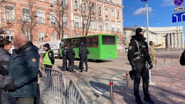 "Киев завладел частью моего сердца". Джо Байден посетил Киев в канун годовщины российского вторжения