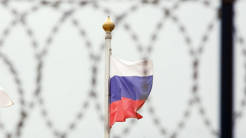 США полностью запретили торговлю оружием с Россией из-за отравления Навального