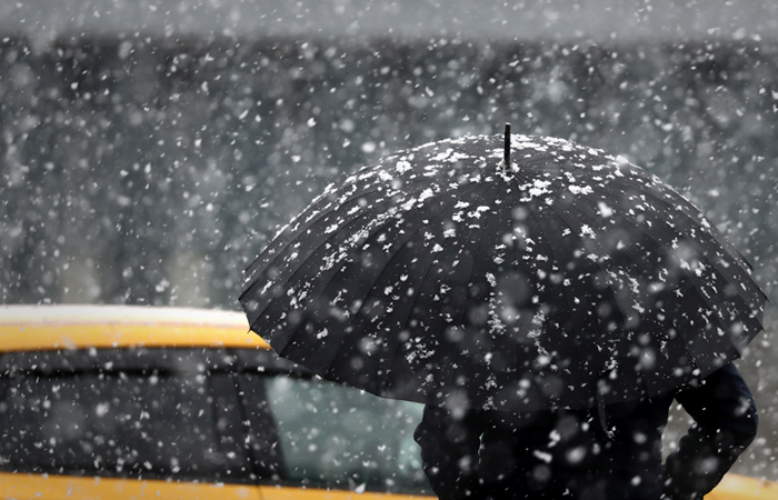 В Москве на выходные образуется снежный покров